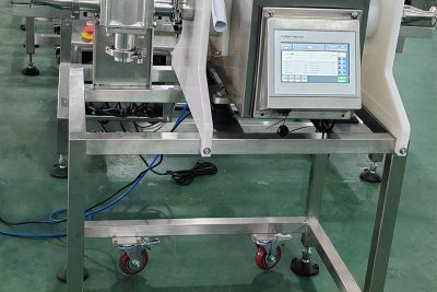 Máy Dò Kim Loại Xúc Xích